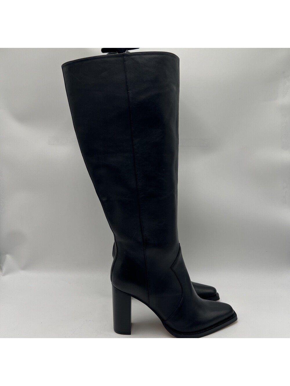 Women’s Vince Camuto Lecheya Black Leather Side Zip Boots Size 7W-XC